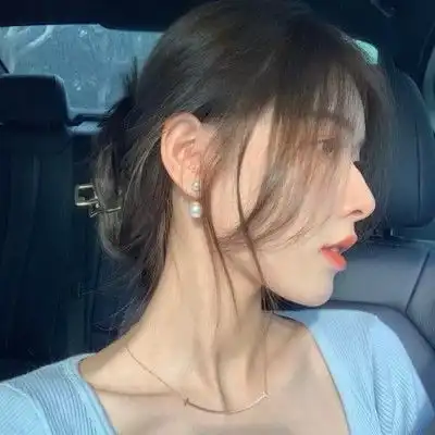 适合姨妈期间发的沙雕文案
