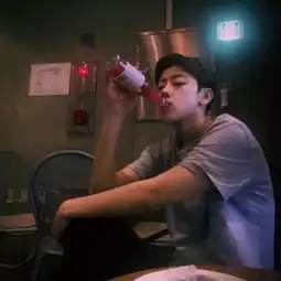 猝死不是当代青少年担忧的问题,脱发才是发丝
