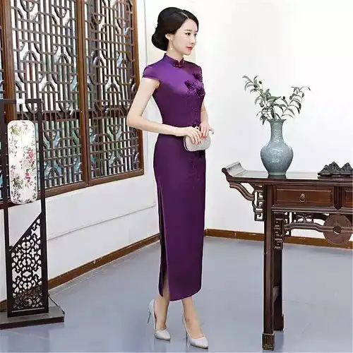 重回民国温柔乡,刺绣旗袍打造典雅古风

