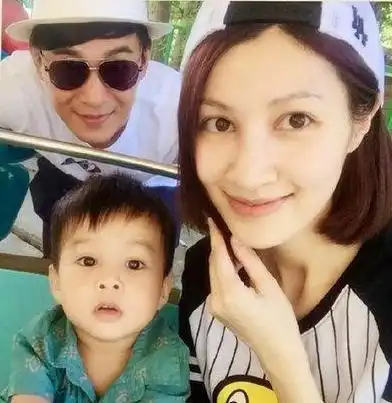 曾和胡歌媲美的古装美男,结婚多年零绯闻,今40岁依旧玉树临风
