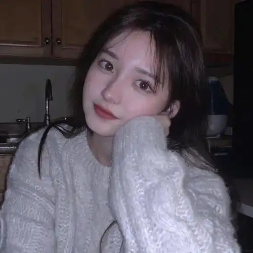头像如果你在的话我会格外期待这个秋天
