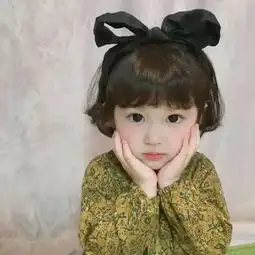 初秋穿搭功课这些单品你家宝宝衣柜里有吗貌似怎么搭配都时髦的要上天
