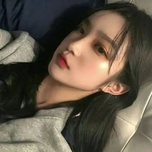 性感时尚佛系女生头像御姐冷酷女生qq头像
