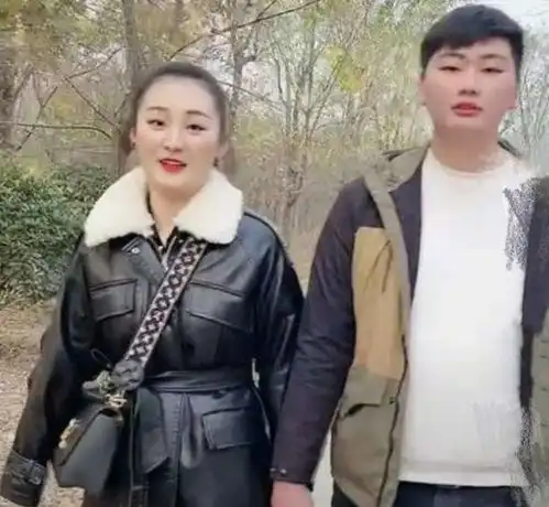 大衣哥商演费用曝光,网友直呼太佛系,陈亚男的谎言不攻自破
