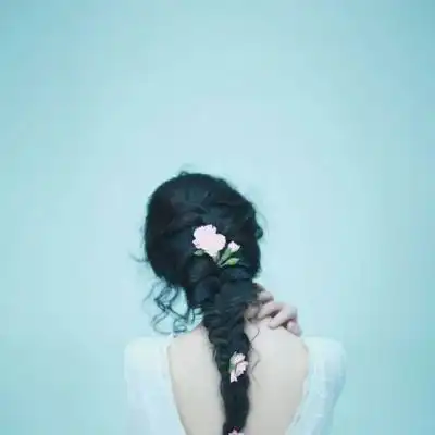五十岁的婆婆找了个小六岁男友,我们反对,她还是爱得疯狂
