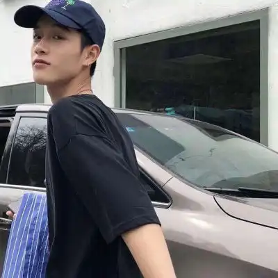 qq头像男生帅气冷酷冷漠高清男生图片
