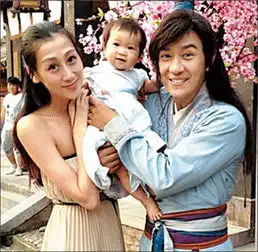 陈浩民夫妇又现身,这次是要求航空公司向他们道歉
