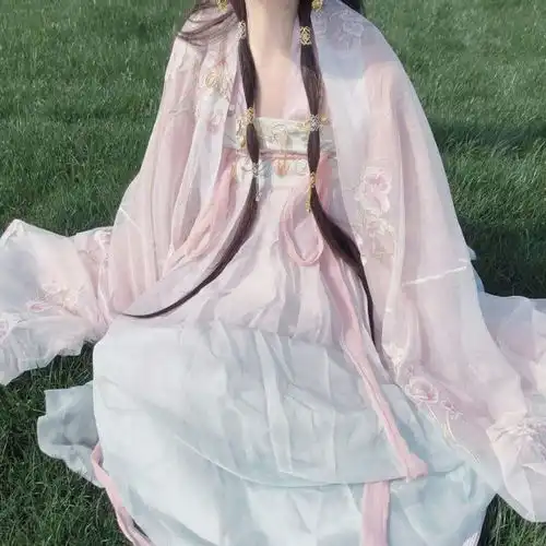 唯美意境古风汉服女生头像但愿微信头像我要个性网
