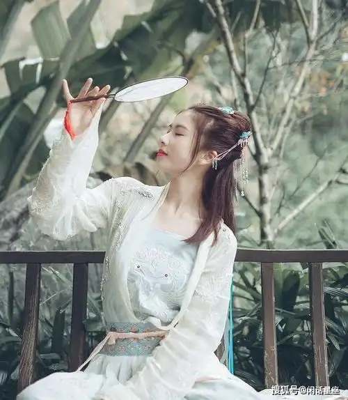 爱情的路上,受伤后就不会再爱的3大星座女,不信男人更加爱自己
